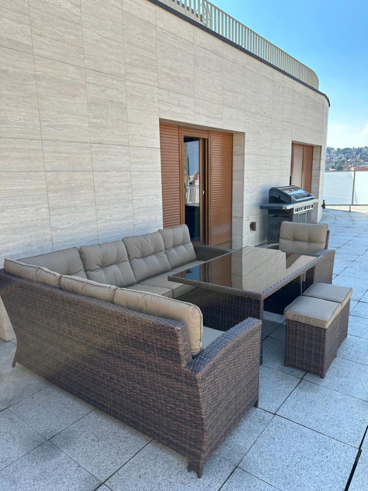 Luxury Penthouse At The Historical Centre With Free Parking Apartment Bratislava Exterior photo